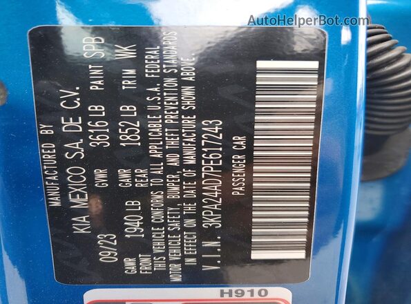 3KPA24AD7PE617243 2023 KIA RIO Blue 