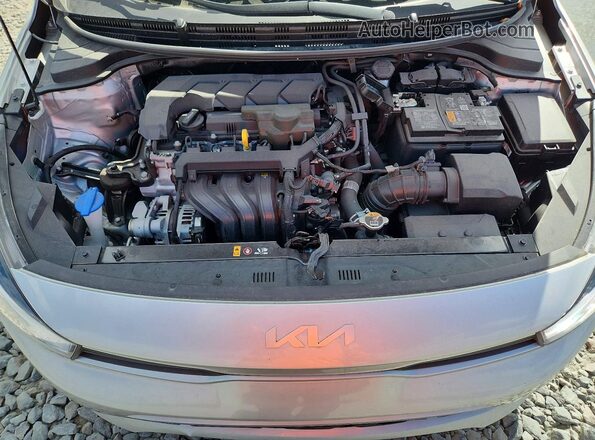 3KPA24AD8PE628753 2023 KIA RIO Silver 