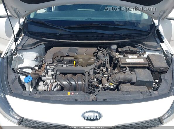 3KPA24AD9LE274722 2020 KIA RIO White Widok z tyłu