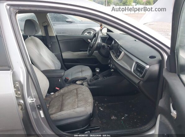3KPA24AD9PE533408 2023 KIA RIO Серый Вид салона спереди