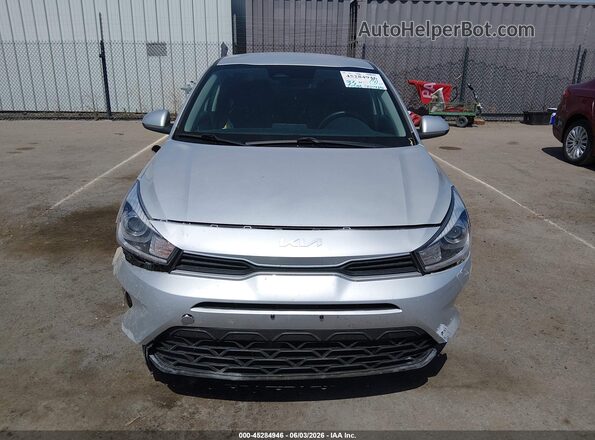 3KPA24AD9PE533733 2023 KIA RIO Silver Vista del cuadro de instrumentos