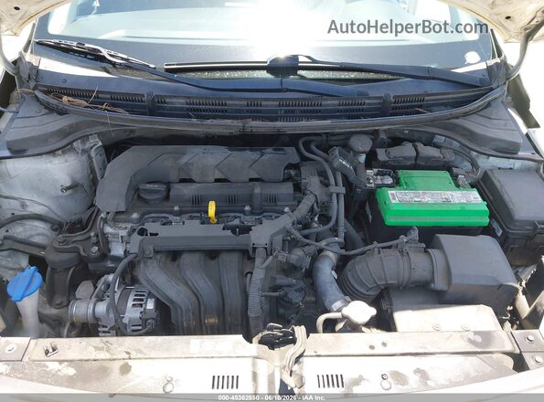 3KPA24ADXLE262028 2020 KIA RIO White Вид ззаду