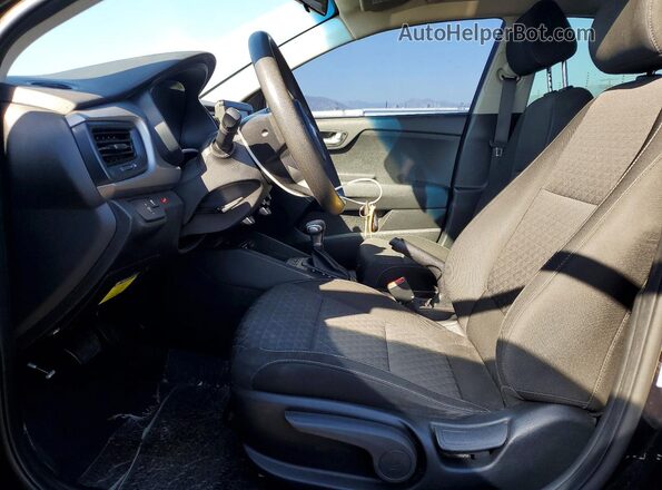 3KPA24ADXLE330280 2020 KIA RIO Black Вид салону спереду
