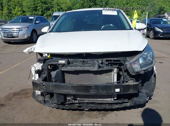 3KPA25AB0JE044827 2018 KIA RIO Белый Вид щитка приборов