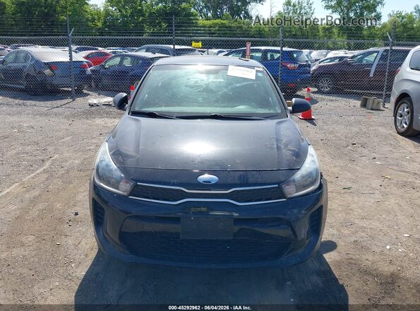 3KPA25AB8JE047345 2018 KIA RIO Black Rear interior view
