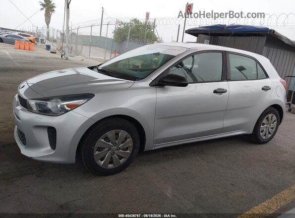3KPA25AB8JE059883 2018 KIA RIO Silver Widok wnętrza 360 stopni
