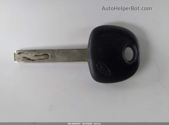 3KPA25AB8JE059883 2018 KIA RIO Silver Widok deski rozdzielczej