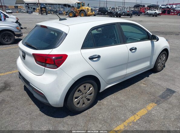 3KPA25AB8JE087621 2018 KIA RIO White Rear right