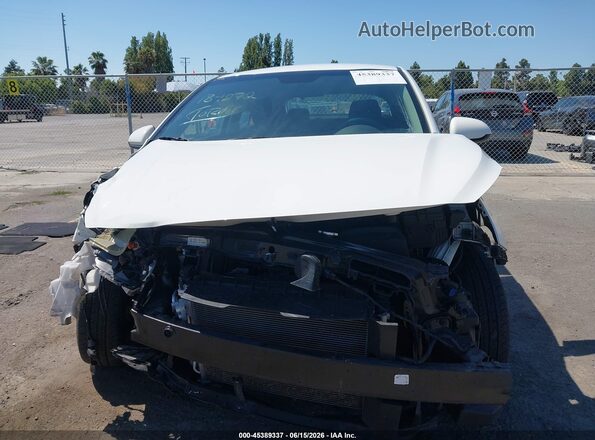 3KPA25AB9KE209369 2019 KIA RIO 5-DOOR White წინა პანელის ხედი