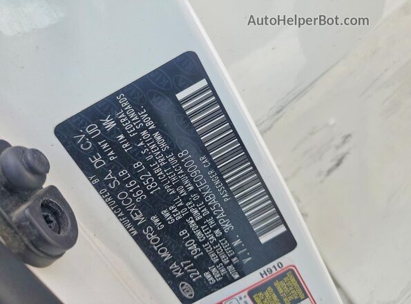 3KPA25ABXJE090018 2018 KIA RIO White Vista del compartimento del motor