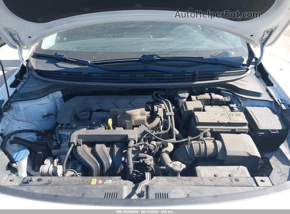3KPA25AD2LE333681 2020 KIA RIO 5-DOOR White Вид ззаду