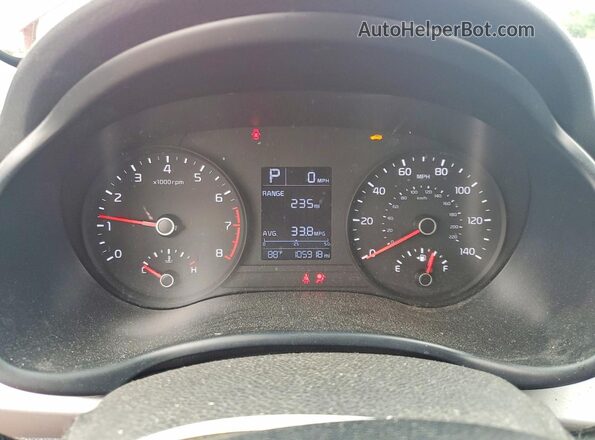 3KPA25AD2LE337830 2020 KIA RIO Red Widok zestawu wskaźników