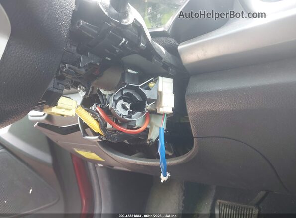 3KPA25AD2ME433961 2021 KIA RIO 5-DOOR Red Вид спереду