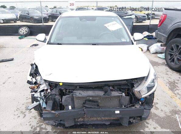 3KPA25AD6ME390015 2021 KIA RIO 5-DOOR White უკანა სალონის ხედი
