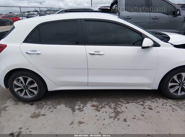 3KPA25AD6ME390015 2021 KIA RIO 5-DOOR White სალონის 360-გრადუსიანი ხედი