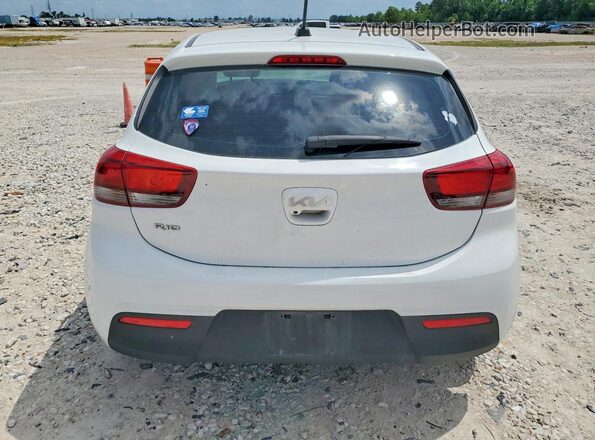 3KPA25AD8PE558693 2023 KIA RIO White უკანა ხედი