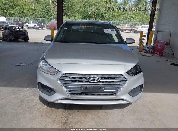 3KPC24A30KE044131 2019 HYUNDAI ACCENT Серебряный Вид задней части салона