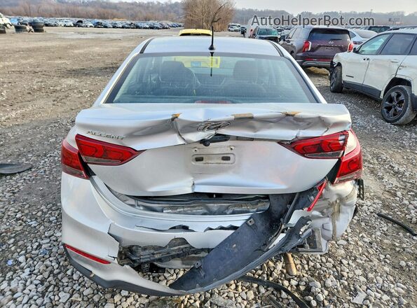 3KPC24A30KE044534 2019 HYUNDAI ACCENT Silver Rear view
