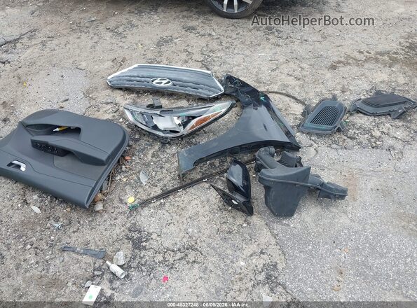 3KPC24A31JE008429 2018 HYUNDAI ACCENT Black Instrument cluster view