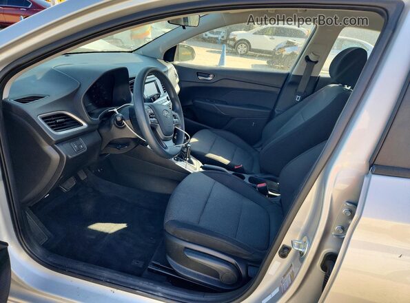 3KPC24A31KE065361 2019 HYUNDAI ACCENT Silver Սալոնի դիմացի տեսք