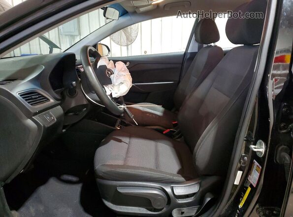 3KPC24A33JE017973 2018 HYUNDAI ACCENT Black Vista interior delantera