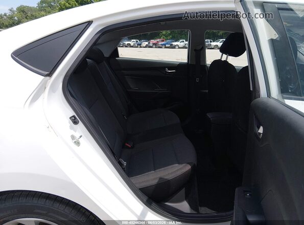 3KPC24A33JE024258 2018 HYUNDAI ACCENT White VIN sticker view