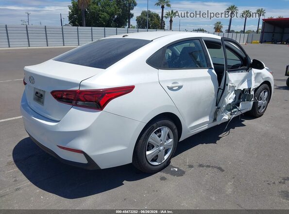 3KPC24A33JE032859 2018 HYUNDAI ACCENT White Tył prawy