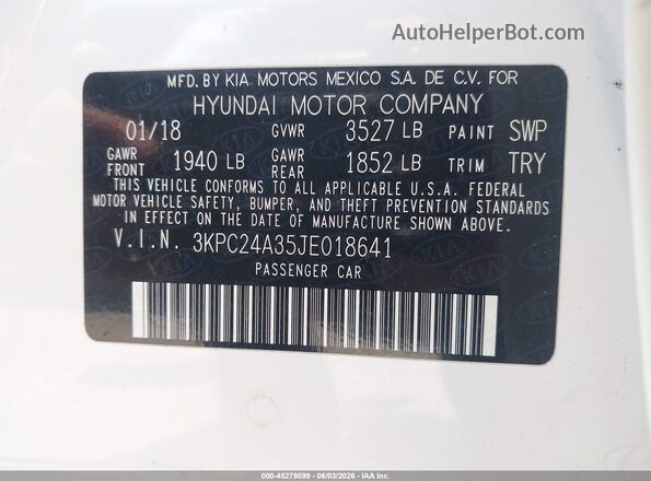 3KPC24A35JE018641 2018 HYUNDAI ACCENT White ძრავის განყოფილების ხედი