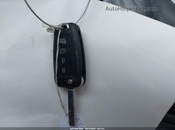 3KPC24A35KE045002 2019 HYUNDAI ACCENT Белый Вид панели приборов