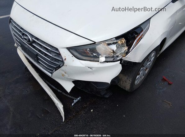 3KPC24A35KE056985 2019 HYUNDAI ACCENT White Widok wnętrza 360 stopni