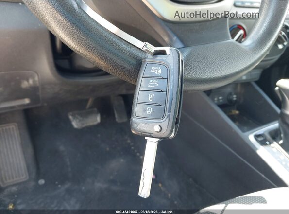 3KPC24A36JE031110 2018 HYUNDAI ACCENT Gray Vista del salpicadero
