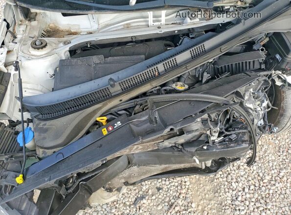 3KPC24A36KE076274 2019 HYUNDAI ACCENT Белый Вид задней части салона