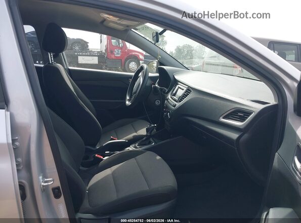 3KPC24A36KE081877 2019 HYUNDAI ACCENT Silver Widok wnętrza z przodu