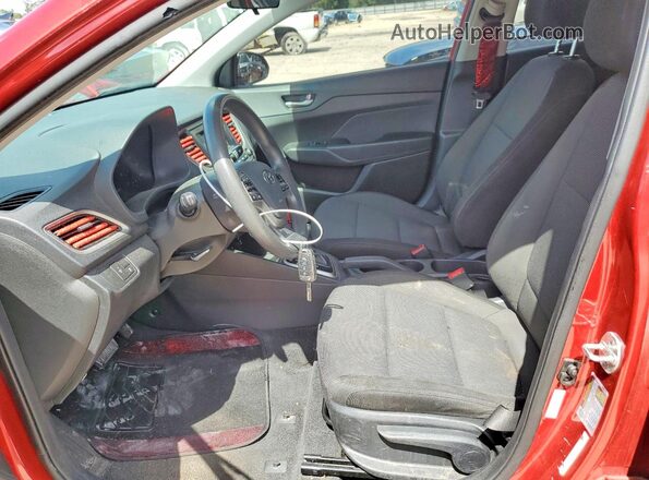 3KPC24A37KE077109 2019 HYUNDAI ACCENT Red Front interior view