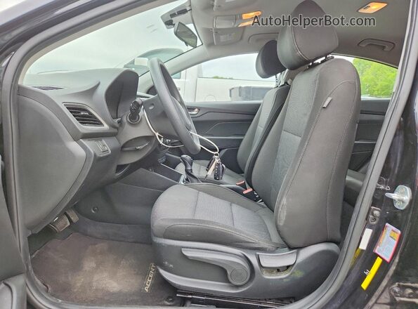 3KPC24A38KE046905 2019 HYUNDAI ACCENT Black Вид салону спереду