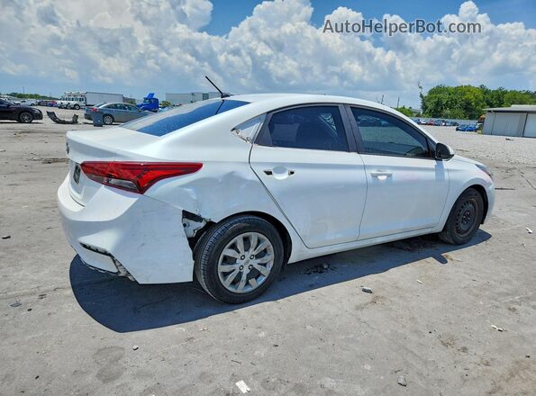 3KPC24A3XJE020790 2018 HYUNDAI ACCENT White Հետևի աջ