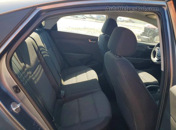 3KPC24A3XKE069604 2019 HYUNDAI ACCENT Silver 