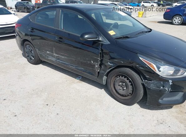 3KPC24A3XKE073149 2019 HYUNDAI ACCENT Black Widok z przodu
