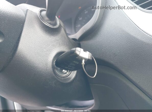 3KPC24A3XKE079503 2019 HYUNDAI ACCENT Silver Widok deski rozdzielczej