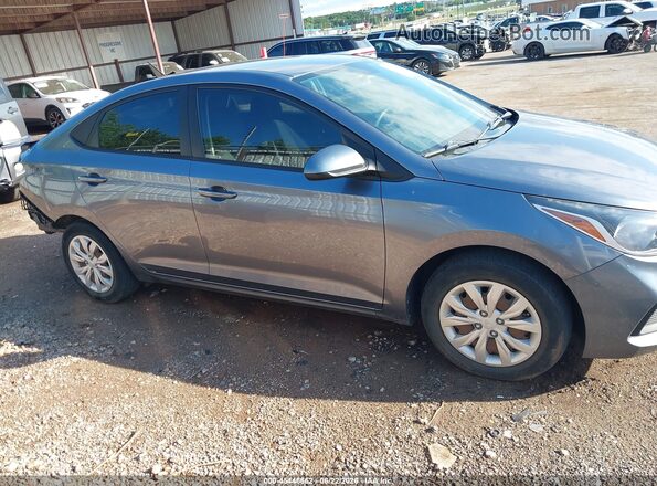 3KPC24A60LE101665 2020 HYUNDAI ACCENT Gray Սալոնի հետևի տեսք