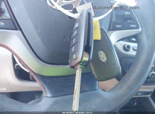 3KPC24A60ME136952 2021 HYUNDAI ACCENT Red Vista del salpicadero