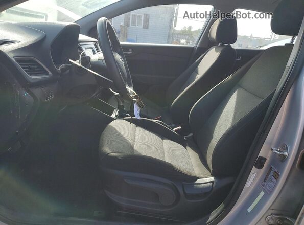 3KPC24A61LE109550 2020 HYUNDAI ACCENT Silver წინა სალონის ხედი