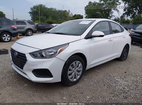 3KPC24A61ME131937 2021 HYUNDAI ACCENT White Առջևի ձախ երեք քառորդ տեսարան