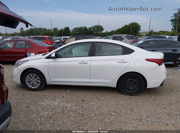 3KPC24A61ME131937 2021 HYUNDAI ACCENT White Սալոնի 360 աստիճան տեսք