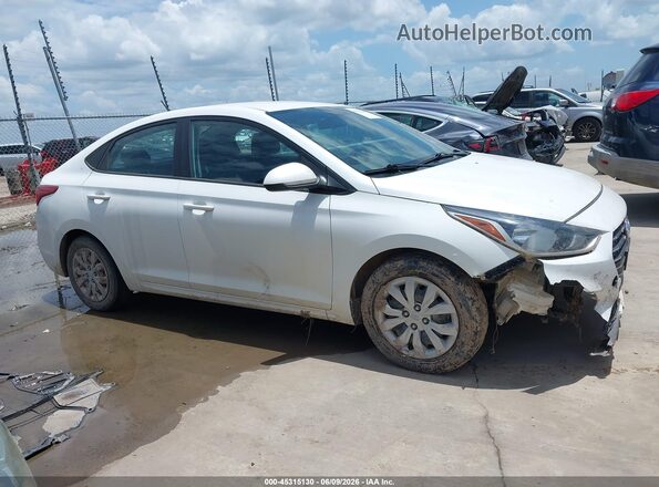 3KPC24A63ME140655 2021 HYUNDAI ACCENT White Rear interior view