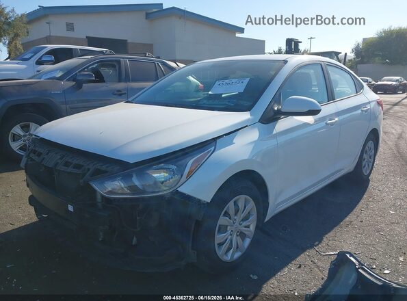 3KPC24A63ME142955 2021 HYUNDAI ACCENT White Vista tres cuartos delantera izquierda