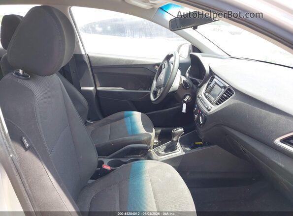 3KPC24A65LE118381 2020 HYUNDAI ACCENT Silver Սալոնի դիմացի տեսք