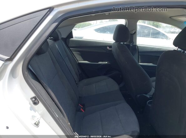 3KPC24A65LE118381 2020 HYUNDAI ACCENT Silver VIN կոդի պիտակի տեսք