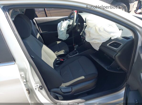 3KPC24A65LE120275 2020 HYUNDAI ACCENT Silver წინა სალონის ხედი