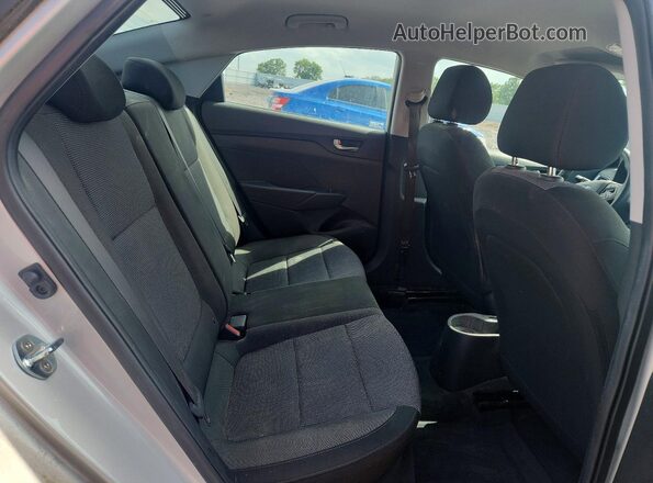 3KPC24A65NE167731 2022 HYUNDAI ACCENT Silver Widok tylnych siedzeń